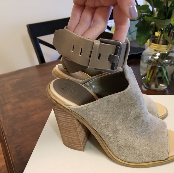 ⬇️ Marc Fisher Vashi Sandals medium green suede - Picture 10 of 16